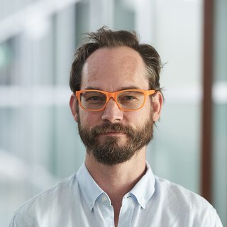 Dr Gregor Mews